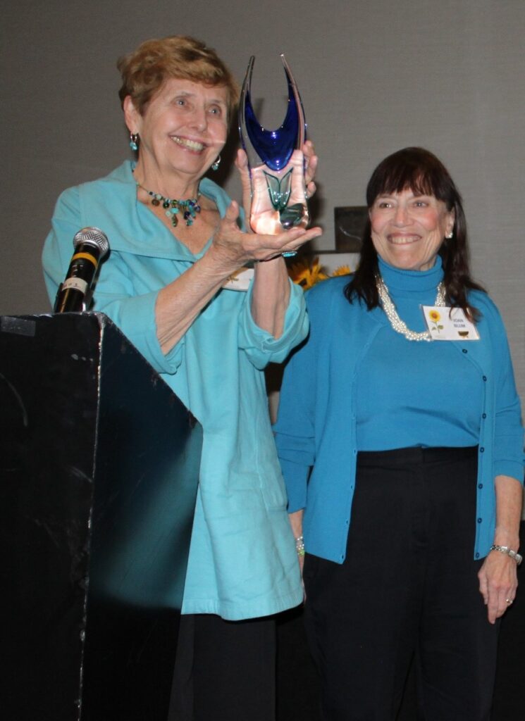 Cari Mackes, left, and Joan Blum, right, were part of the Tuck In Team that was honored in 2016 with the Spirit of Hospice Award at our annual Volunteers banquet. Both have continued their work as Caring Callers