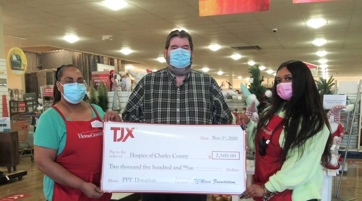 From left, HomeGoods of Waldorf Associate Cheryl Francis, Area Manager Warren Lucas, and Associate Jennifer Chapman, prepare to present a check from the TJ Maxx Foundation for $2,500 to go towards purchasing personal protective equipment for Hospice of Charles County, a Hospice of the Chesapeake affiliate brand.