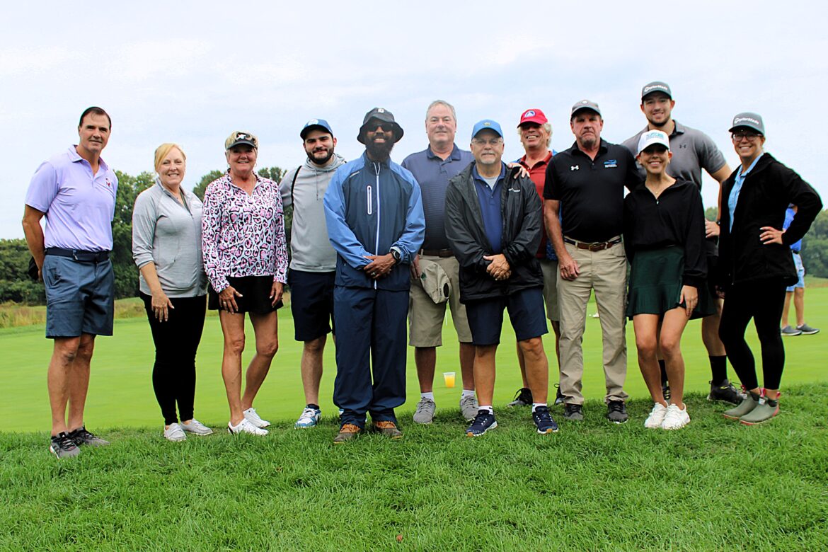 Hospice of the Chesapeake’s Golf Committee stands on the putting green before the start of the tournament. Pictured from left are Brian Chisholm, Chris Wilson, Challie Samaras, Austin Shuttle, Jerray Slocum, Tom Hogan, Randy Pleasant, Brian Flynn, Scott Mielke, Chris Snyder, Mary Lombardi and Lauren Thurston. Not pictured are committee members Tony Toskov, Laura Toskov and John Warner Sr.